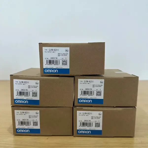 Omron CJ1W-OC211 Relay Output Unit 16-Point 250VAC — front view