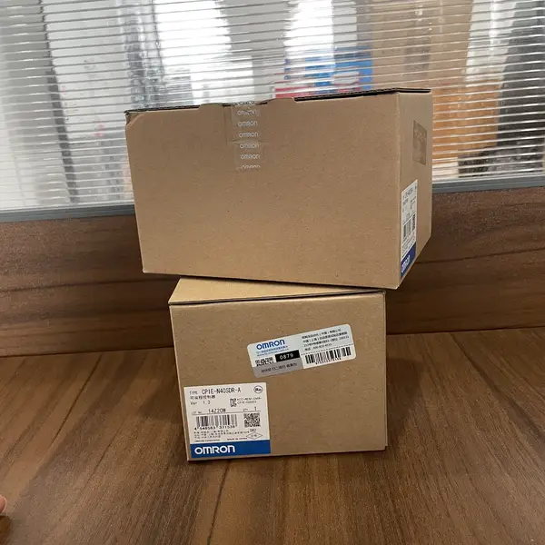 Omron CP1E-E20SDEL-A Compact PLC 12/8 I/O AC Power Supply — front view