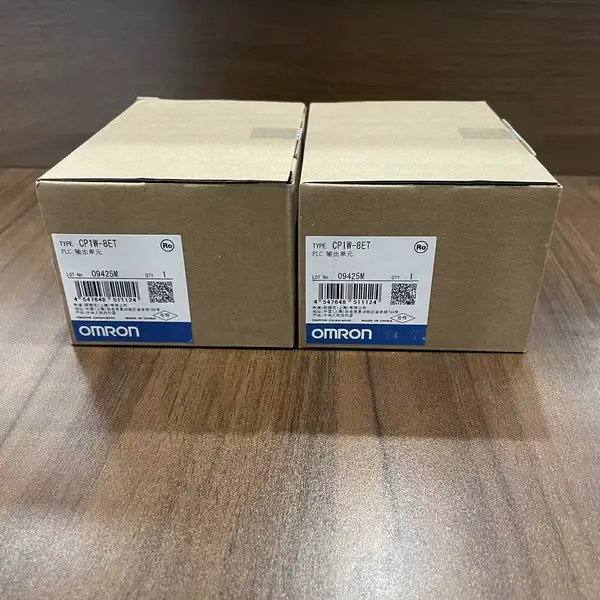 Omron CP1W-8ET Expansion Unit 8-Point Transistor Output NPN — front view