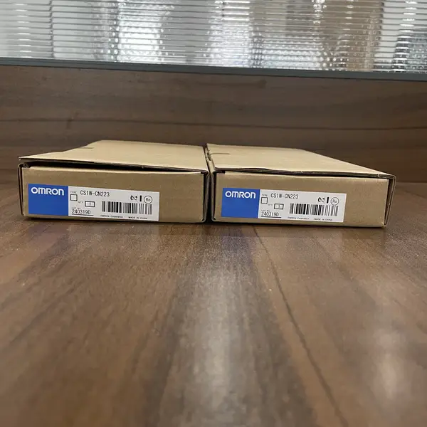 Omron CS1W-CN223 CS1 Series Connection Cable 0.3m — front view