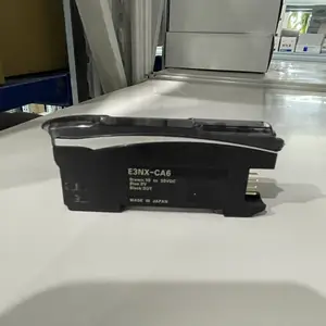 Omron E3NX-CA6 Fiber Amplifier Controller Unit — front view
