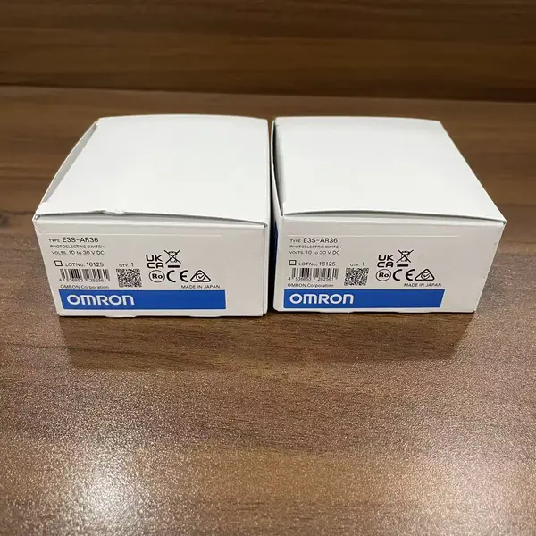 Omron E3S-AR36 Retro-Reflective Photoelectric Sensor IP67 — front view