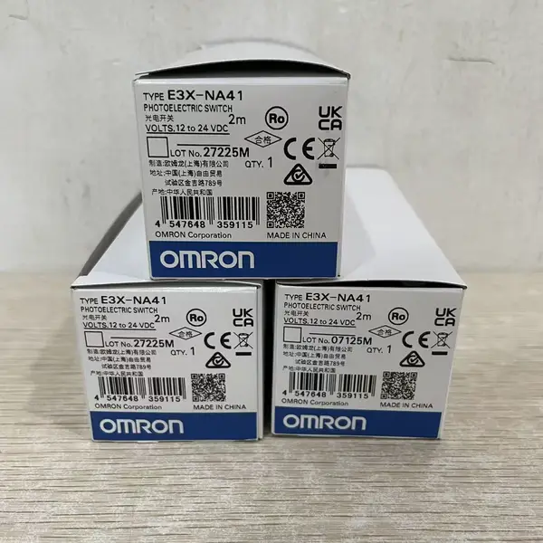 Omron E3X-NA41 2M Digital Fiber Amplifier PNP 2m Cable — front view