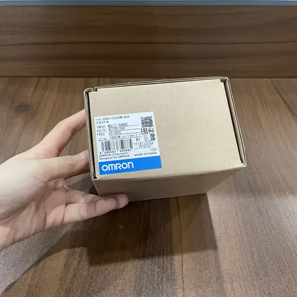 Omron E5AC-CX3ASM-804 Digital Temperature Controller 96x96mm Universal Input — front view