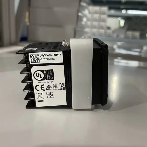 Omron E5CC-QX2ASM-802 Digital Temperature Controller 48x96mm Dual Output — front view