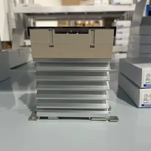 Omron G3PE-225B DC12-24V Solid State Relay 25A Panel Mount — front view