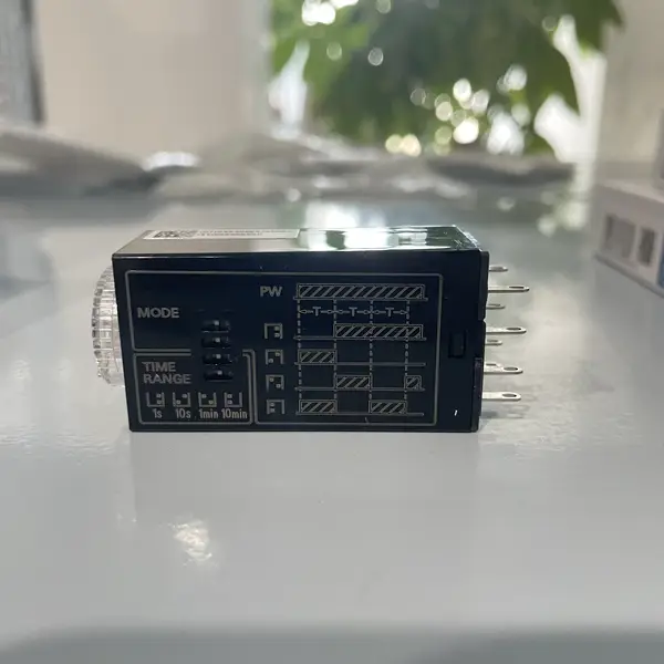 Omron H3YN-2-B DC24V On-Delay Timer — front view