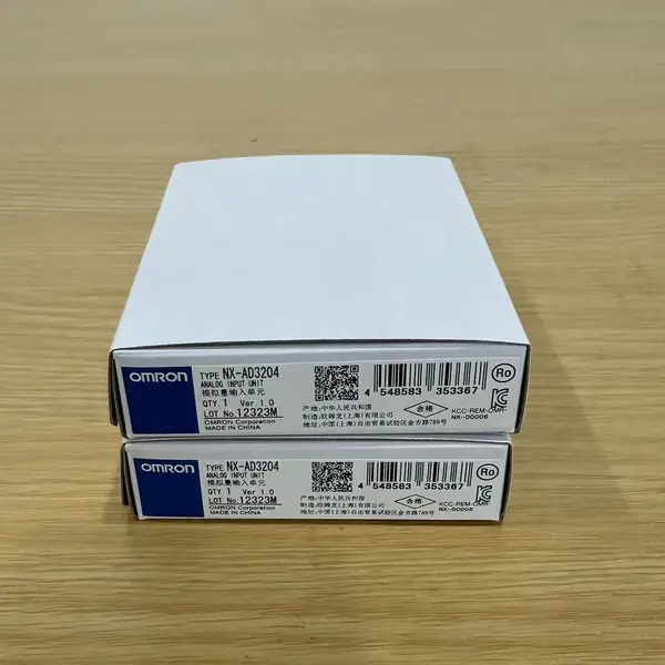 Omron NX-AD3204 Analog Input Unit 4-Channel Universal — front view