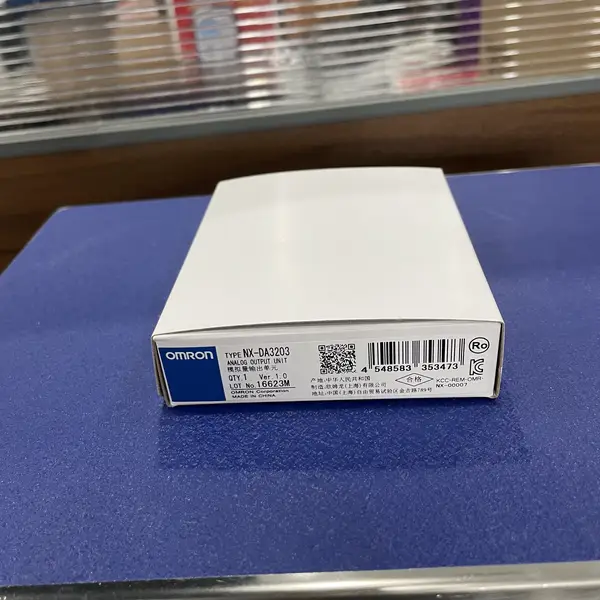 Omron NX-DA3203 Analog Output Unit 4-Channel 4-20mA — front view