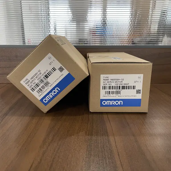 Omron R88M-1M20030H-S2 AC Servo Motor 200W 3000rpm 1S Series — front view